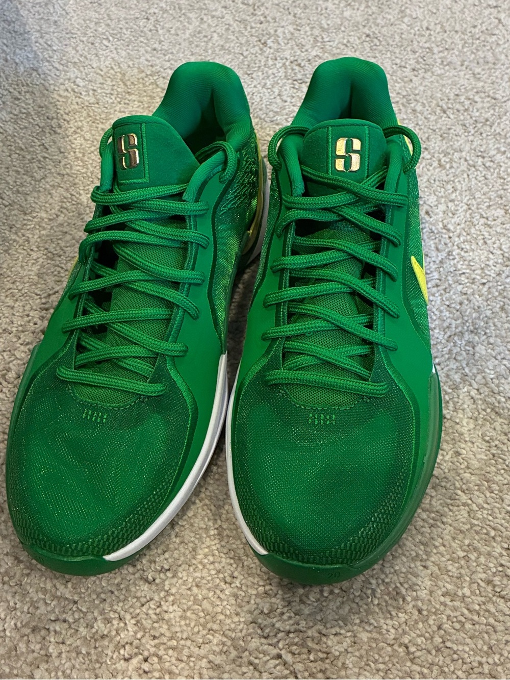 Nike Sabrina 2 Oregon Ducks- Men's  Green Athletic Sneakers with Yellow Accent